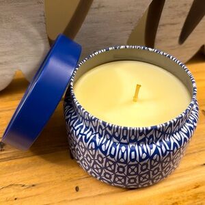 Capri Blue Volcano candle